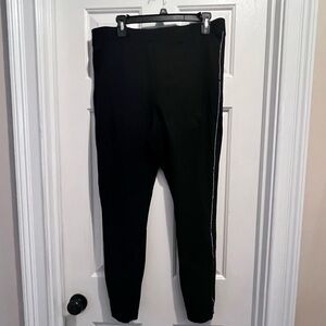 Jennifer Lopez pants size XL